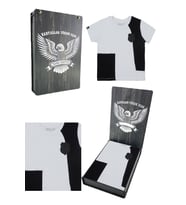 Beşiktaş Orijinal Sıfır Yaka Çocuk T-shirt Hediyelik Ahşap Kutulu (Siyah - Beyaz)