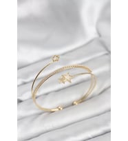 Yıldızlı Model Pirinç Gold Renk Kadın Bileklik - TJ-BB8261