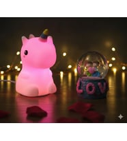 2 li Sevgiliye Romantik Hediye Seti Unicorn Çok Renkli LED Gece Lambası ve 9 Cm LOVE Kar Küresi Seti