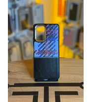 Redmi Note 10 Pro Uyumlu Piksel Desenli ve Deri Detaylı Premium Stil Kılıf (Siyah)