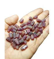 Yakut Taşı Kütle Ham Parça Altıgen ve Benzeri Formda 1,50-1,99 gram Aralığı