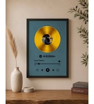 Kişiye Özel Altın Plak Tasarımlı Spotify Şarkı Kodlu Tablo Sevgili Arkadaş Hediye Özel Gün Hediye Siyah