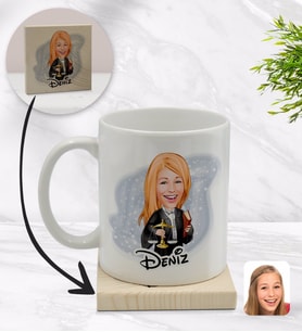 BK Gift Kişiye Özel Kadın Avukat Karikatürlü Beyaz Kupa Bardak ve Ahşap Bardak Altlığı Hediye Seti - Model 1