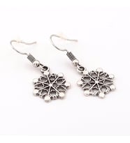 KAR TANESİ BUZ KRİSTALİ MAT METAL SALLANTILI KADIN KÜPE EX080