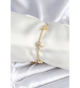 Pirinç Gold Renk Yıldız Model Kadın Bileklik - TJ-BB7986