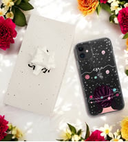 Space Girls Tasarımlı Kişiye Özel Şeffaf Telefon Kılıfı (Tüm Telefon Modelleri Mevcuttur.) - Hediye Kutulu