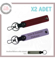 Yol Arkadaşlarına Özel İsim Ve Plaka, Yazılı Kişiye Özel Hediye x2 Anahtarlık, Mor Menekşe-Bordo-Gr