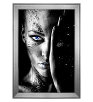 Kadın Motifli Kanvas Tablo 50 x 70 cm Silver Çerçeve
