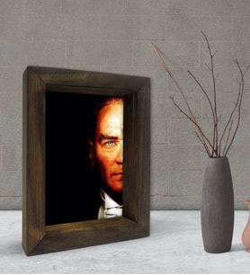 BK Gift Atatürk Tasarımlı Dekoratif Doğal Masif Ahşap Çerçeve 15x20cm-18 (Beyaz)
