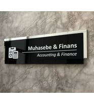 Silver Aynalı Siyah Parlak Seri Muhasebe&Finans Kapı Isimliği
