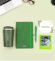 Kişiye Özel Yeşil Defter & 350 ML Çelik Termos & Gümüş Renk Detaylı Yeşil Tükenmez Kalem & İnstagram Çerçeve Hediye Seti