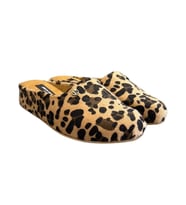 Pierre Cardin Leopar Kapalı Kışlık Bayan Terlik Halı Terliği (Kahverengi)