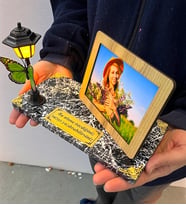 Size Özel Premium Tasarım Led Işıklı Ahşap Fotoğraf Çerçeveli Masa Lambası İsimli & Fotoğraflı (Model 2)