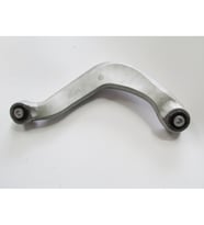 AUDI A4- 15/18; ARKA ÜST TABLA SOL EĞRİ TİP BURÇLU (SALINCAK) (SH) 8K0505323F 1317-6166