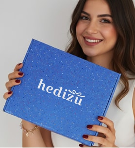 Kişiye Özel Kadın Kuaförü Hediye Kutusu - Kişiye Özel Kupa Standart, Traş Kolonyası, Çakmak, Filtre Kahve  Hediyesi (Mavi)