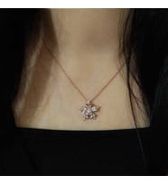 925 Ayar Gümüş Rose Beyaz Kamelya Çiçeği Kolye