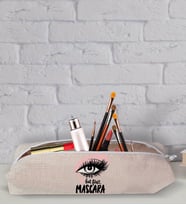 BK Gift But First Mascara Tasarımlı Keten Bez Makyaj Çantası-2