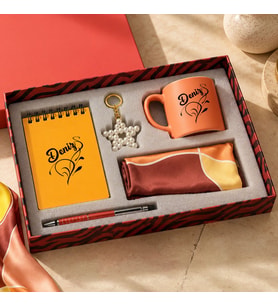 BK Gift Kişiye Özel İsimli Not Defteri & Kupa Bardak & Yıldız Anahtarlık & Kalem & Fular - Hediye Kutulu Set-4