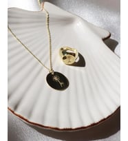 Kişiye Özel 925 Ayar Gümüş Zarif Doğum Çiçeği Kolye (Gold)
