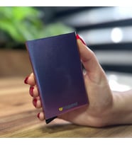 Mekanizmalı Kartlık Rfid Korumalı Alüminyum Otomatik Mekanizmalı Kredi Kartlık Renkli Metalik Unicorn (Çok Renkli)