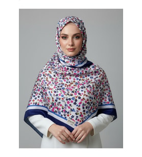 İpekten Exclusive Çiçek Desenli Pamuklu Şal 180x70