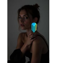 Rainbow Reflektörlü Püsküllü Küpe, Şık Lazer Kesim Küpe