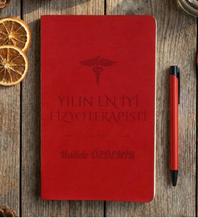 Kişiye Özel En İyi Fizyoterapist Defter Tıp Bayramı Hediyesi (Kırmızı)