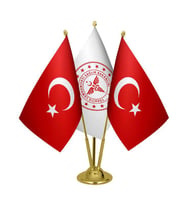 Masa Üstü Sağlık Bakanlığı Bayrağı Türk Bayrağı Üçlü Pirinç Direk Masa Bayrak Seti