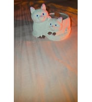 Anne Kedi & Yavru Kedi Figürlü Kokulu Mum – Ahşap Fitilli El Yapımı Dekoratif Mum – Sevimli Kedi Tasarımı