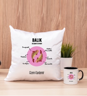 Kişiye Özel Balık Burcuna Hediye Kare Yastık ve Siyah Kupa