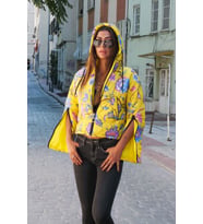 Kadın Sarı Çiçekli Kapüşonlu Kolları Fermuarlı Kısa Şişme Mont