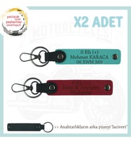 Motorcuya Tarz Hediye, İsim Plaka ve 0 Rh (+) Kan Grubu, 2'li Anahtarlık Set, Kırmızı-K Turkuaz-Laci (Çok Renkli)