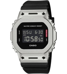 Casio Gm-5600M-1Dr G-Shock Erkek Kol Saati