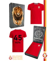 Galatasaray Orijinal Lisanslı Umbro V Yaka Kırmızı Kişiye Özel T-Shirt Hediyelik Ahşap Kutulu