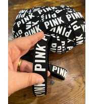 EN 2 CM LASTİKLİ PINK YAZILI ŞERİT DİKİŞ GİYİM AKSESUARI (1 METRE )