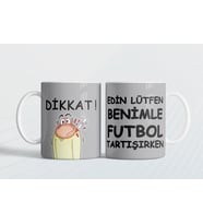 Benimle futbol tartışırken lütfen dikkat edin!  Hediye Kupa Love Bug-T