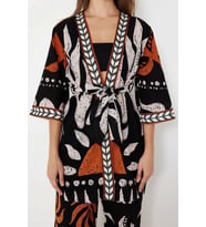 Moda Dokuma Regular Kalıp Crop V Yaka Standart Kol Vual Basic Etnik Desen Kimono Kaftan (34)