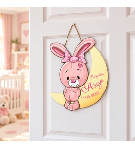 Gifties Aya Oturmuş Pembe Tavşancık Temalı Kişiye Özel Kapı Süsü