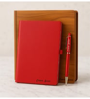 Kişiye Özel Ahşap Kutusunda A/5 Defter & Metal Tükenmez Kalem (Kırmızı)