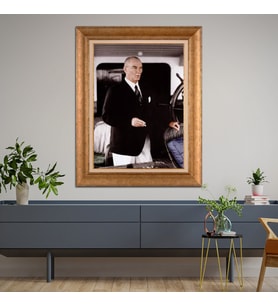 Altın Paspartulu Atatürk  Çerçeveli Tablo C138 (Gold)