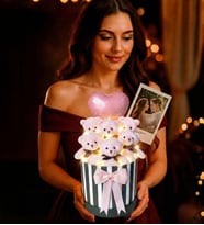 Kişiye ÖZEL Fotoğraflı ve Mesajlı Premium Silindir Kutuda, LED Işıklı Kalpli Balonlu 6’lı Pembe Ayıcık Buketi  Anneler Gününe ÖZEL