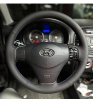 Hyundai Accent Era Araca Özel Direksiyon Kılıfı (NAPA DERİ MAVİ DİKİŞLİ) (Siyah)