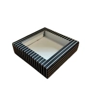Pencereli Karton Kutu Çizgili Model 20X20X5 CM (10 Adet)  Siyah