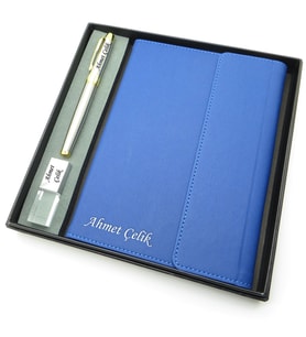 Signator® Codex  N331 Kişiye Özel Defterli Set - İsme Özel Gümüş Kalem + İsme Özel Mavi Defter + İsme Özel 32 GB Usb Bellek  İsme Özel Kutusunda Hediyelik Set (Karışık)