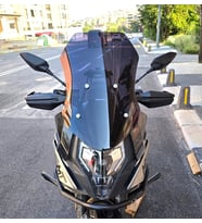 MOTOCAM CF Moto 700 MT Ön Cam 2023-2026 Model 56cm Siyah Renkli 4mm İADE YOKTUR