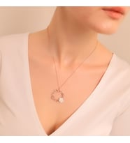 925 Ayar Gümüş Manolya Çiçeği Sedef Kolye