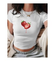 Kadın Crop Baby Tee Çilek Baskılı Dar Kesim %100 Pamuk Y2K Estetik Tişört