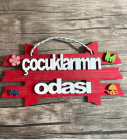 ÇOCUKLARIMIN ODASI KAPI SÜSÜ RENKLİ