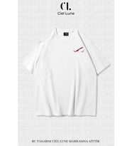 Nevermind Unisex Kadın Erkek Red Eyes Baskılı Özel Tasarım Oversize T-shirt (Beyaz)
