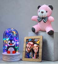 Fotoğraflı Hediye Seti Renkli Led Işıklı Penguen Fanus ve Peluş Anahtarlık (Model 2)